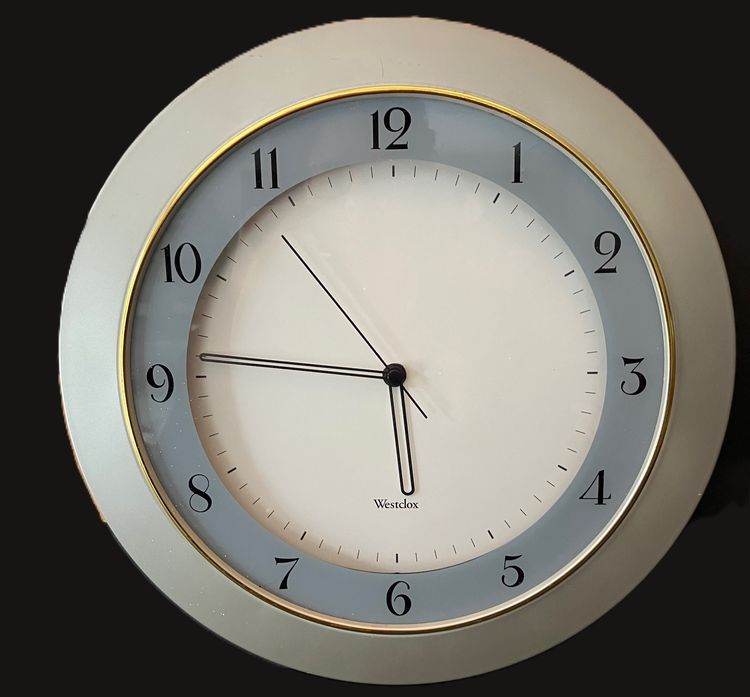 Vintage Westclox Wall Clock It works