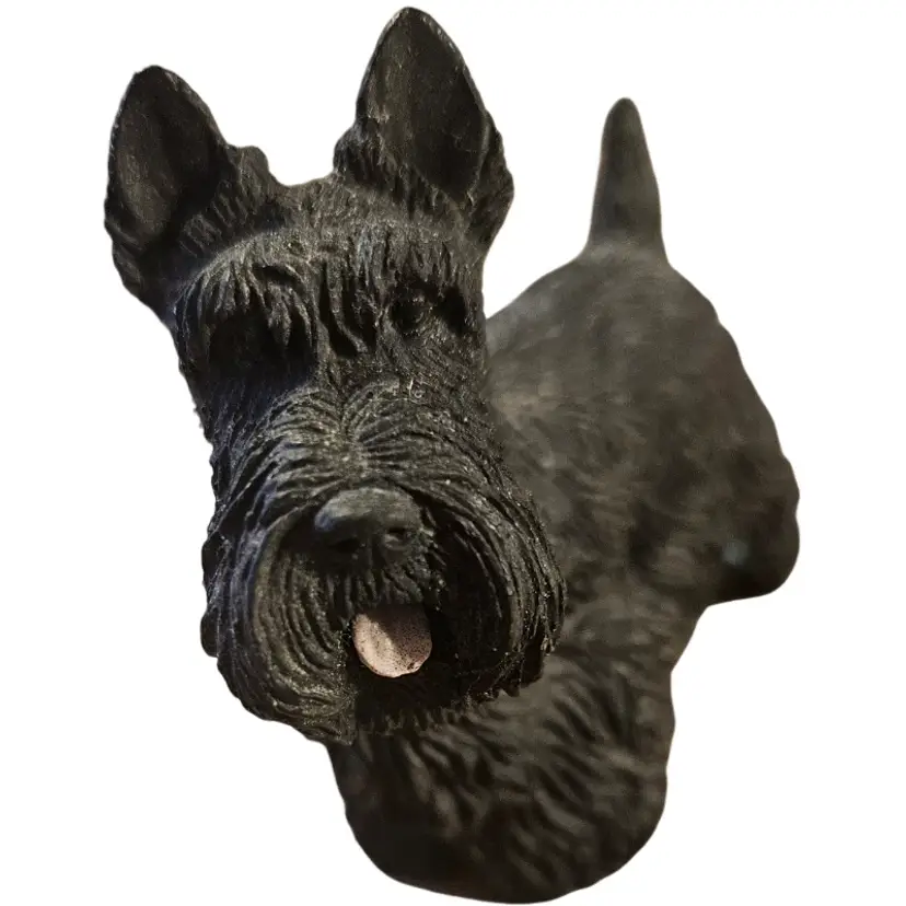 Scottish Terrier dog figurine