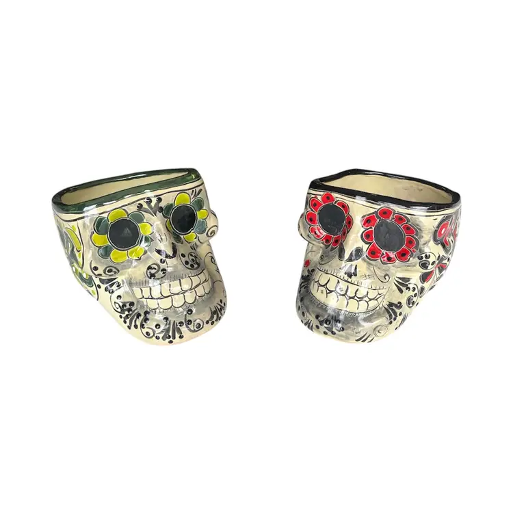 Item # 712 Talavera Skull Pot