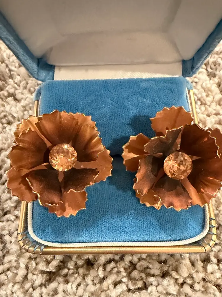 Vintage Coro Flower Earrings Clip Ons