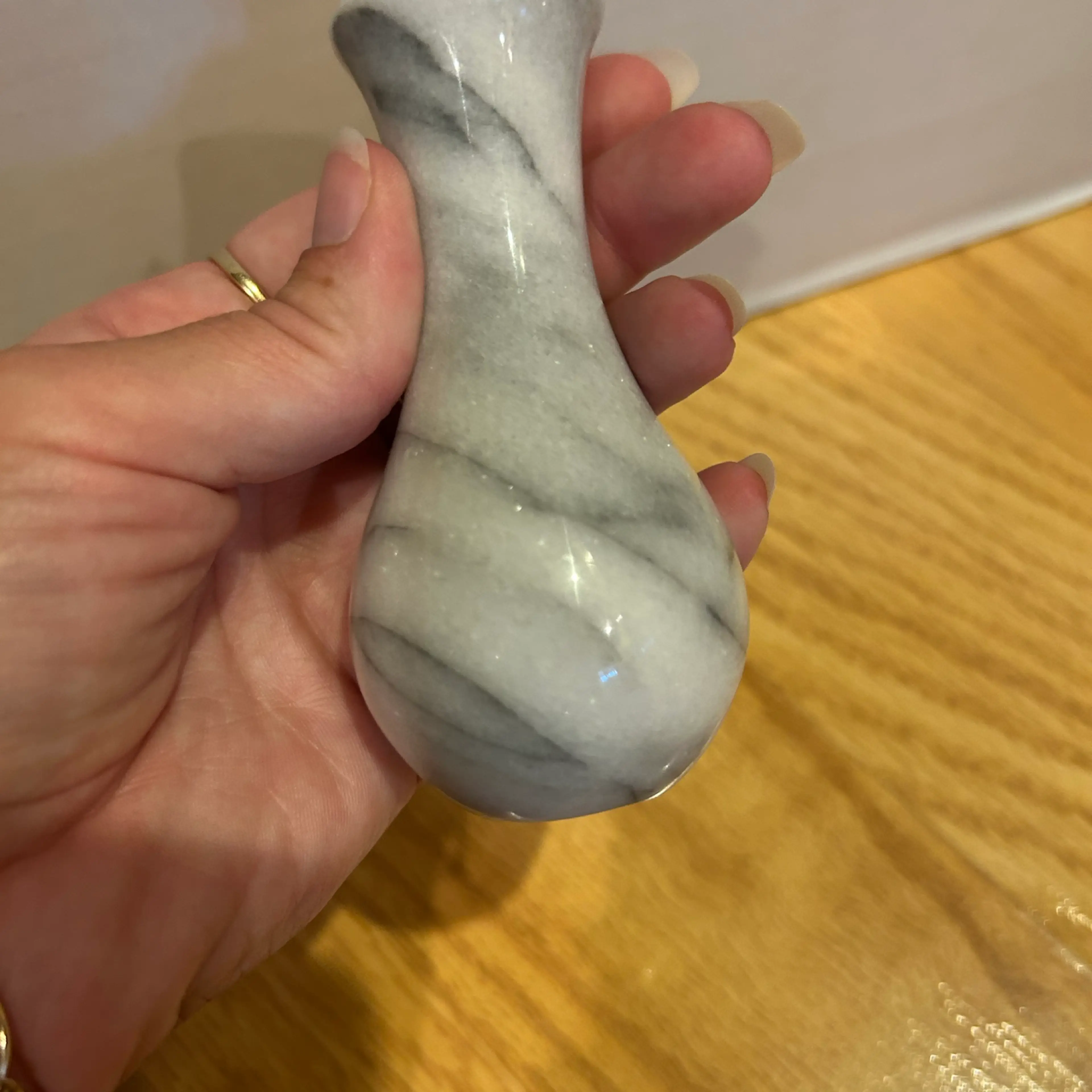 Image 3 of 4