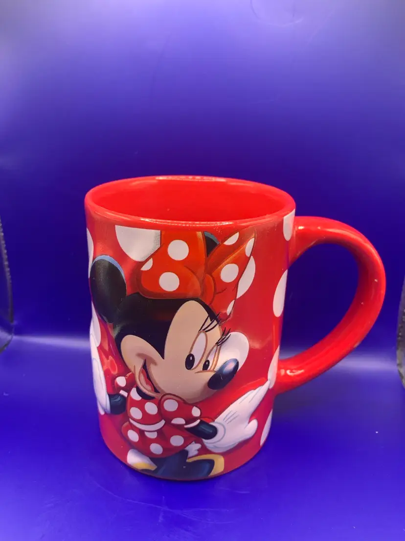 Disney, Orlando, Florida, Minnie Mouse, “It’s All About Me” Coffee Mug, 2018, H: 4 1/2”, W: 5 1/2”, D: 3 1/2”.