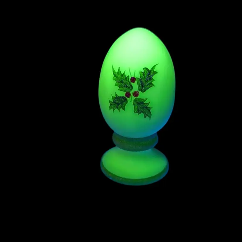 Fenton Uranium Custard Holly Berry Dating Glass Sugared Egg On Pedestal - Glows! - 4”