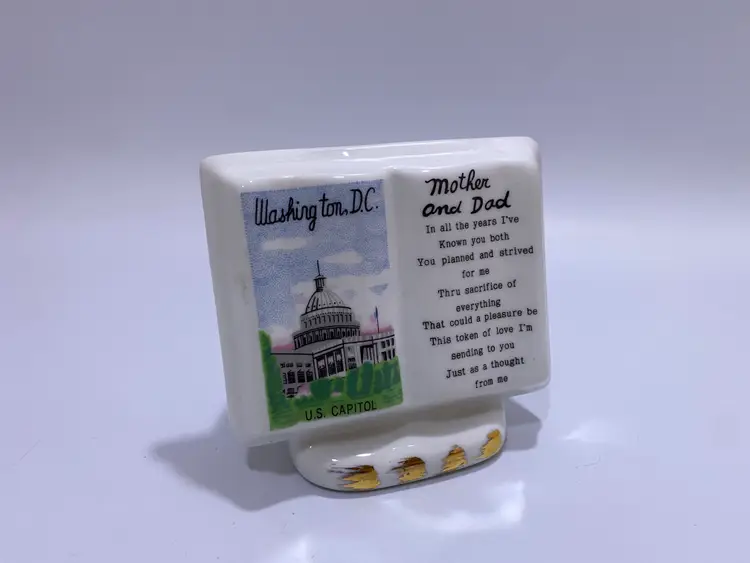 Vintage Souvenir Washington DC 'Mother and Dad' Ceramic Vase/Card Holder 3.75" H