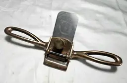 Bronze coach makers shave