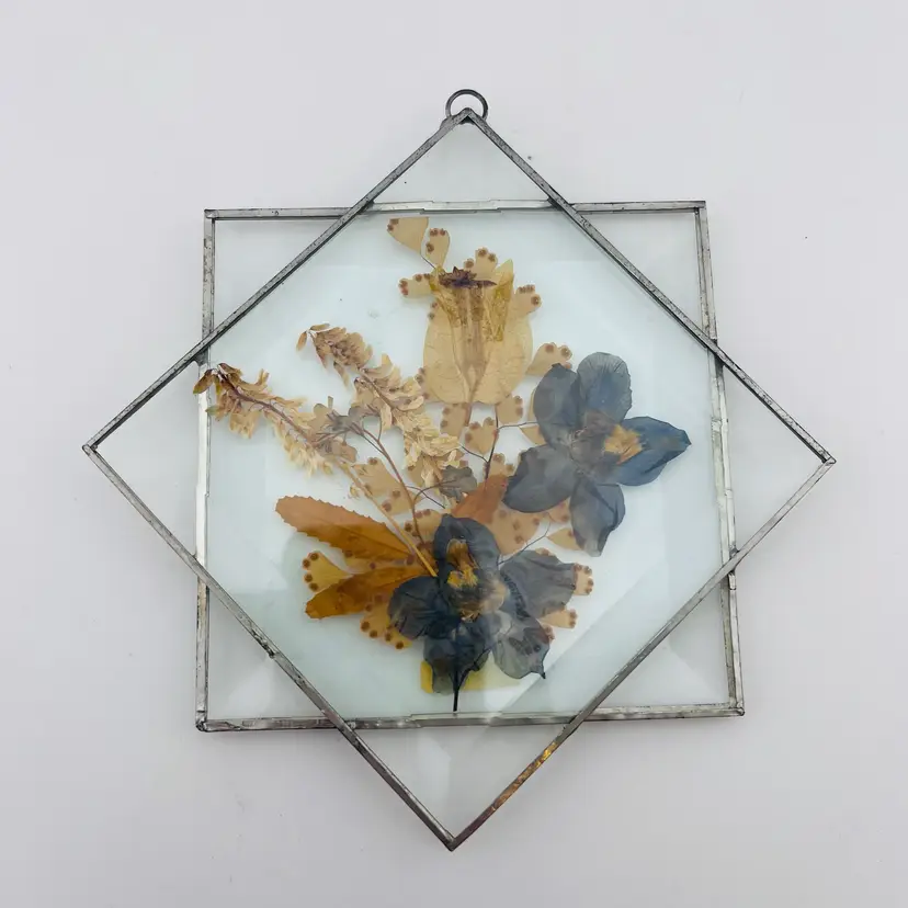 Vintage Pressed Flower Glass Suncatcher 5.75” READ