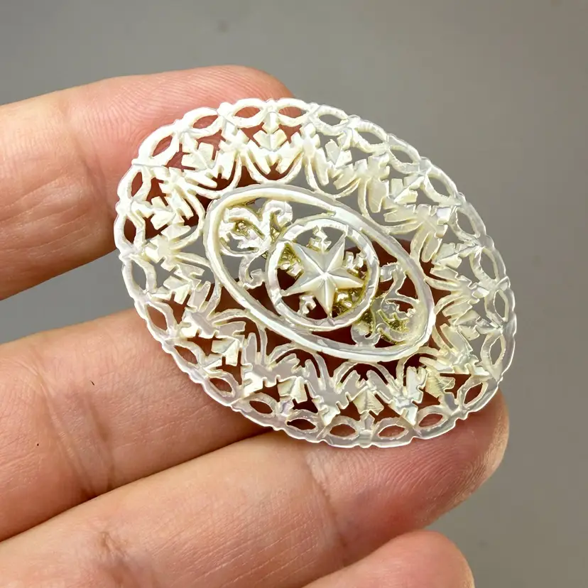 Vintage Hand Carved Mother of Pearl MOP Bethlehem Star Brooch Pin Lacy Openwork