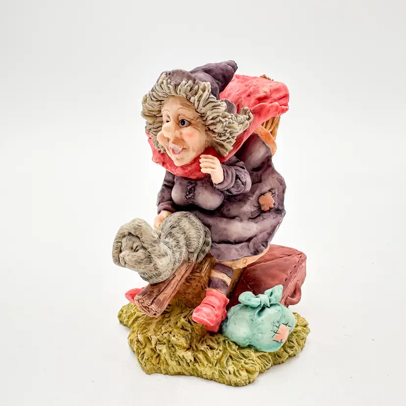 Magic Wishes "High Gee Ho" 1995 Ganz Original Box Resin 2.5" x 2.5" x 3" B25