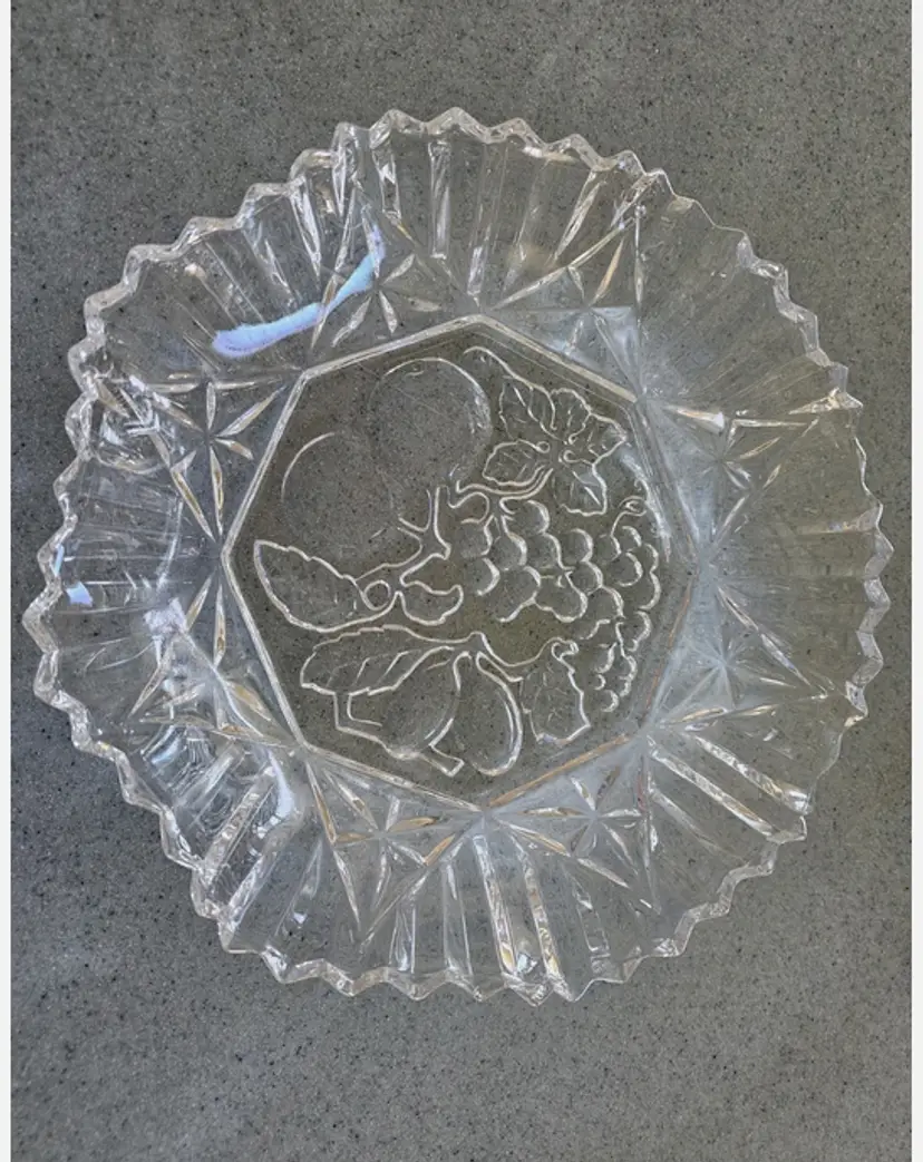 Federal Glass "Pioneer Fruit" bowl vintage AS IS