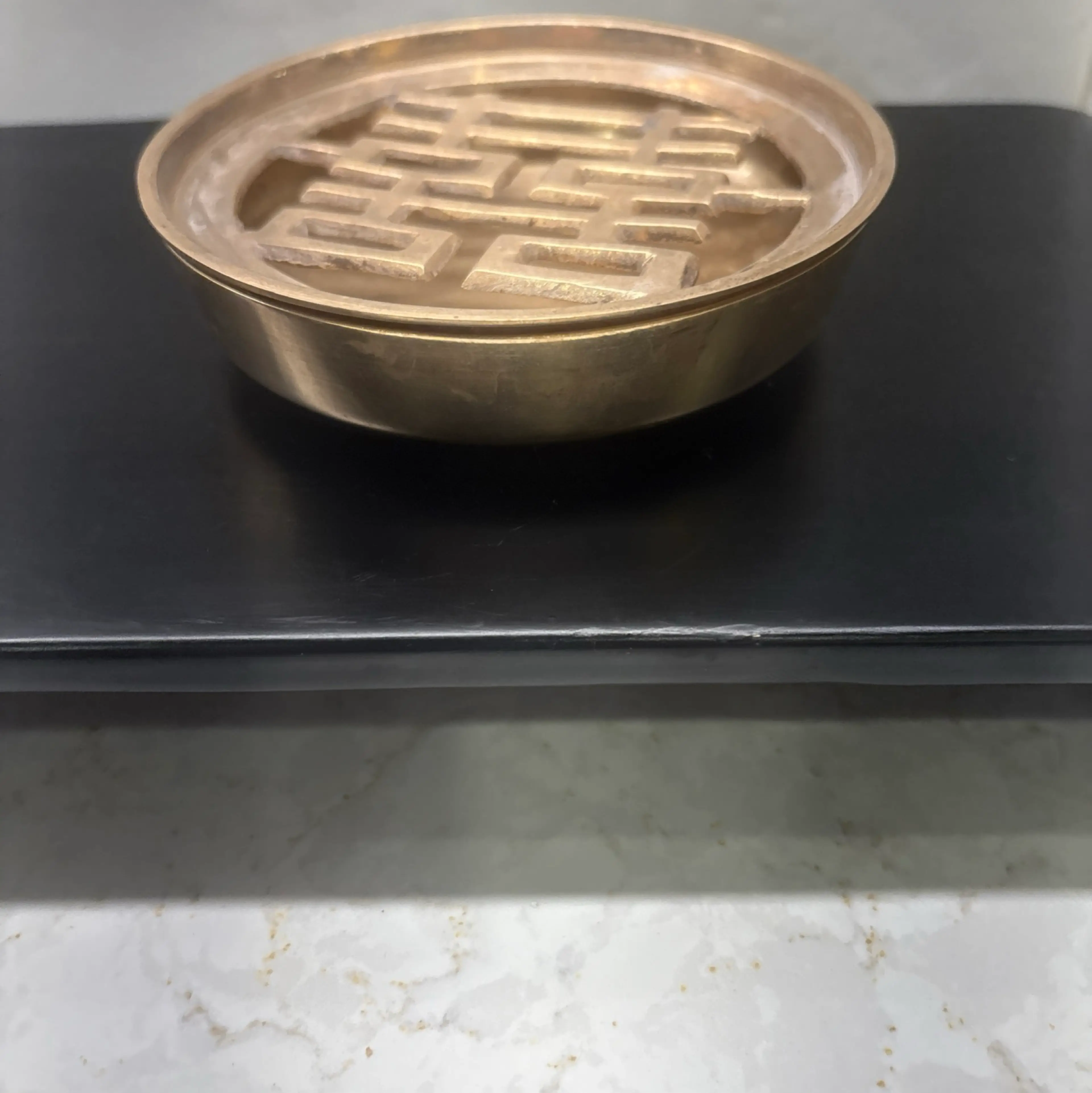 Image 2 of 6