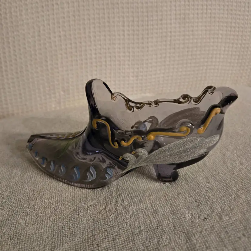 Fenton Hand Painted Purple Amethyst Imperial Swan Glass Slipper
