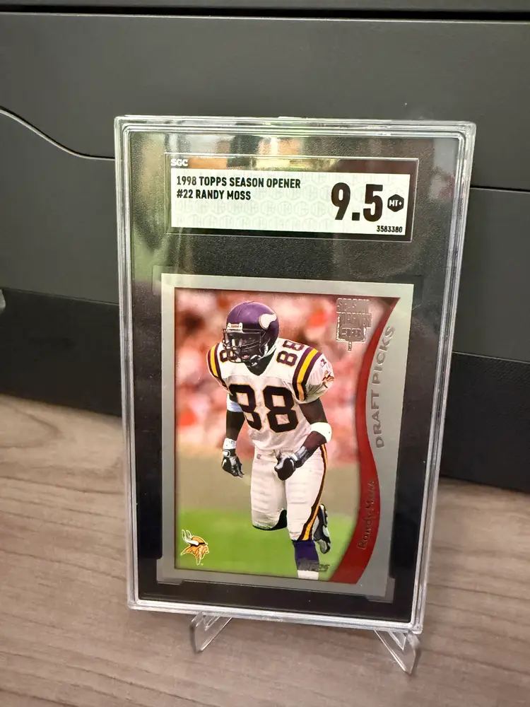Randy Moss 1998 Topps Season Opener RC SGC9.5