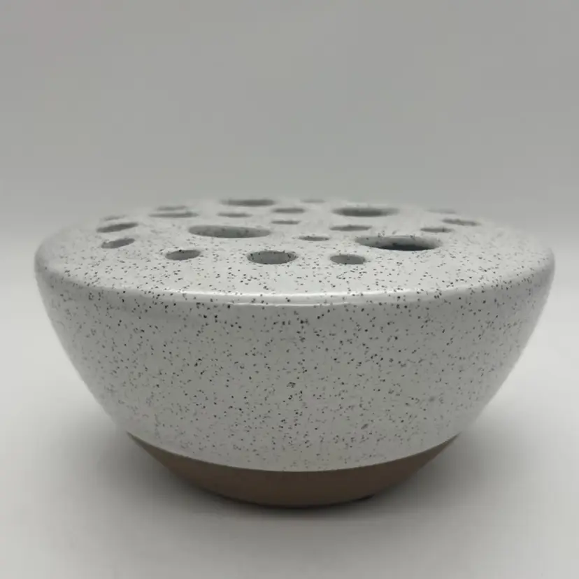 Smith & Hawken Target Speckle Stoneware Flower Frog Vase Ikebana