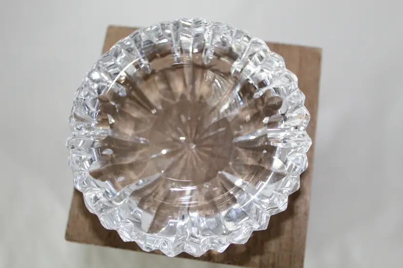Vintage WATERFORD LEAD CRYSTAL Signed 3 1/2 Inch Cigarette ASHTRAY