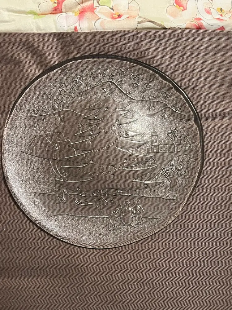 Serving Dish Cookie Platter Glass Embossed Christmas Tree Stars