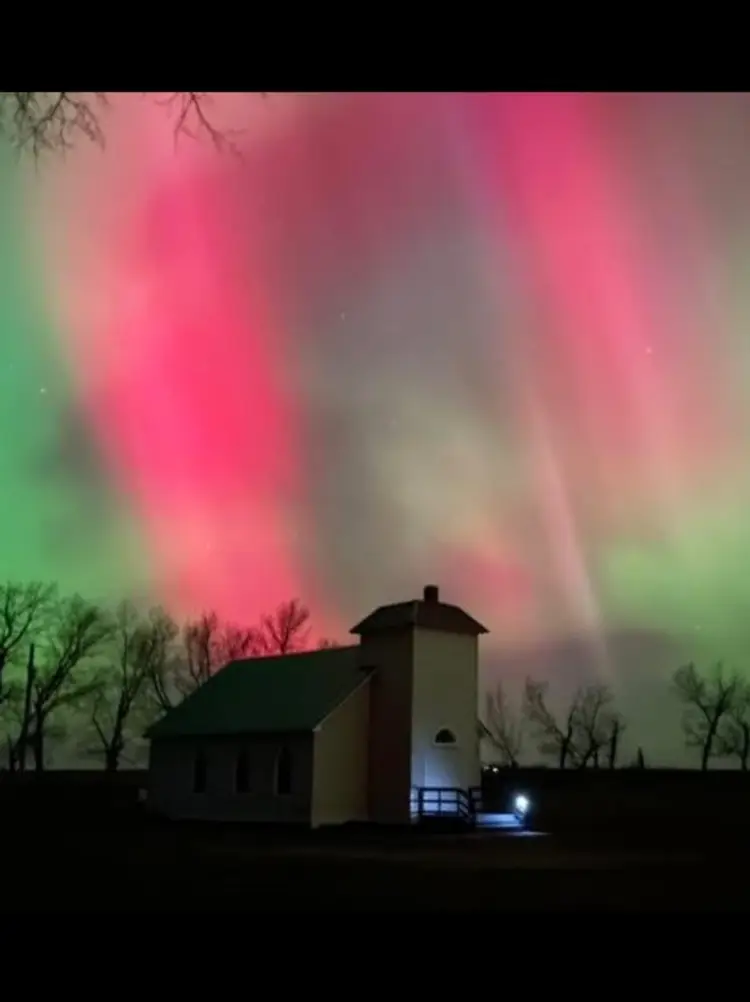 Live Auction Of Sunday Vignettes-But…..Piece By Piece