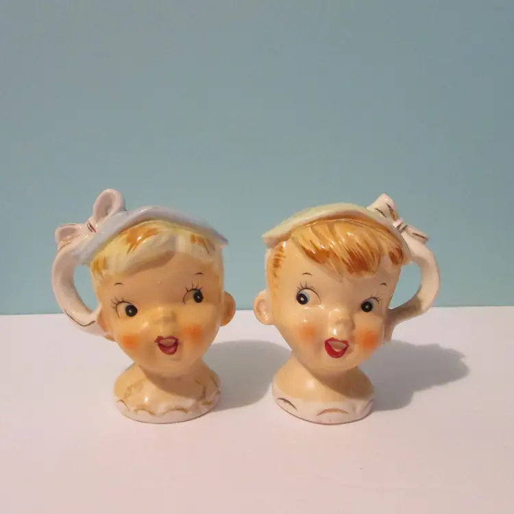 *read* vintage Little Miss Cutie spring bonnet salt and pepper shakers Spring decor Japan one damaged