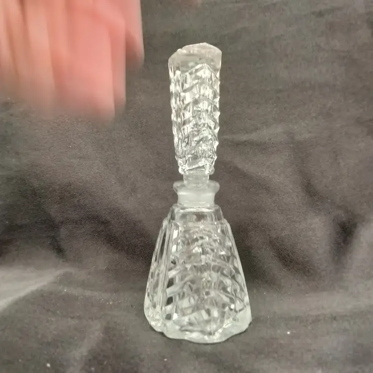 IRICE Japan Pressed Clear Floral Center Pattern and Diamond Point on Sides Glass Perfume Bottle with Stopper Vintage