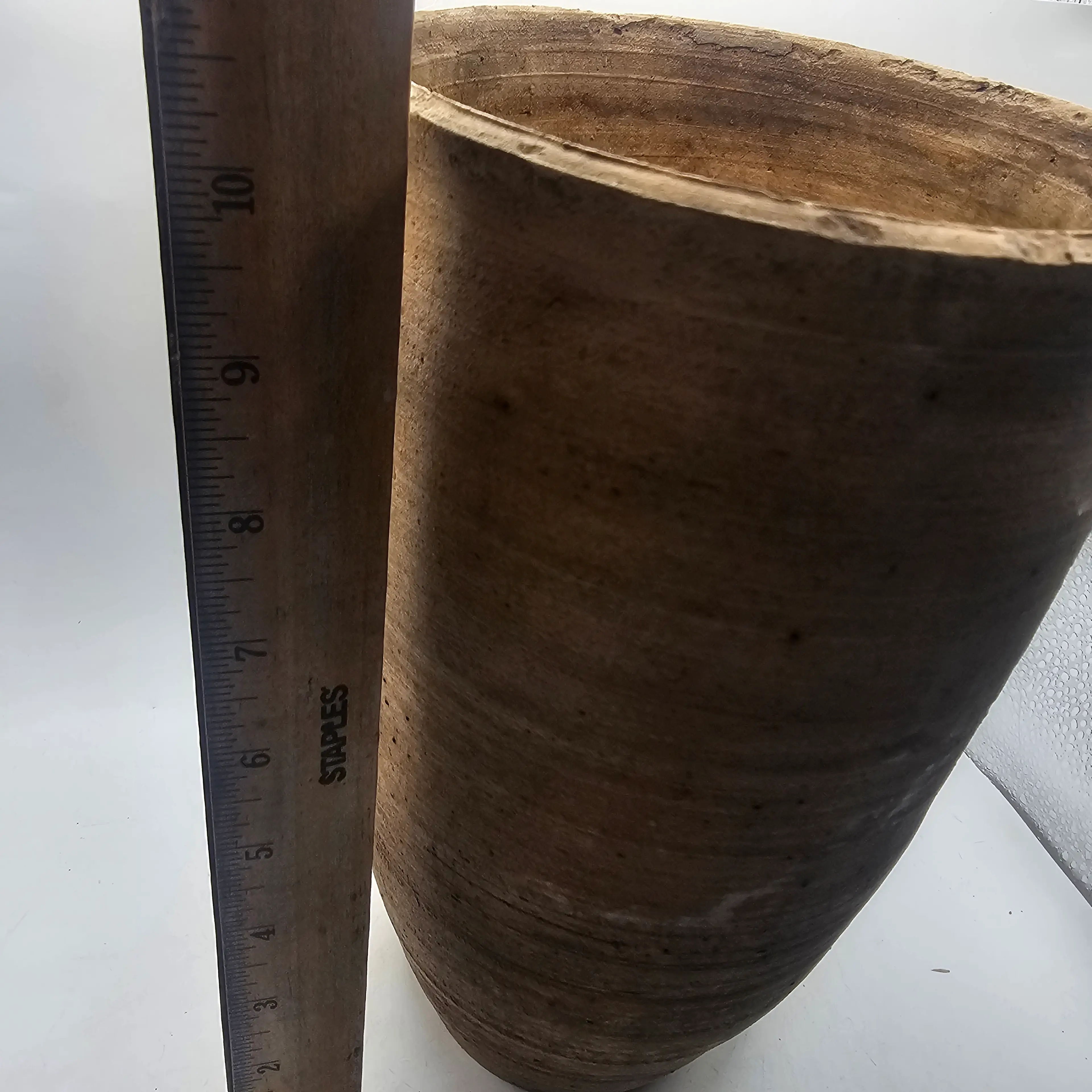 Image 2 of 6