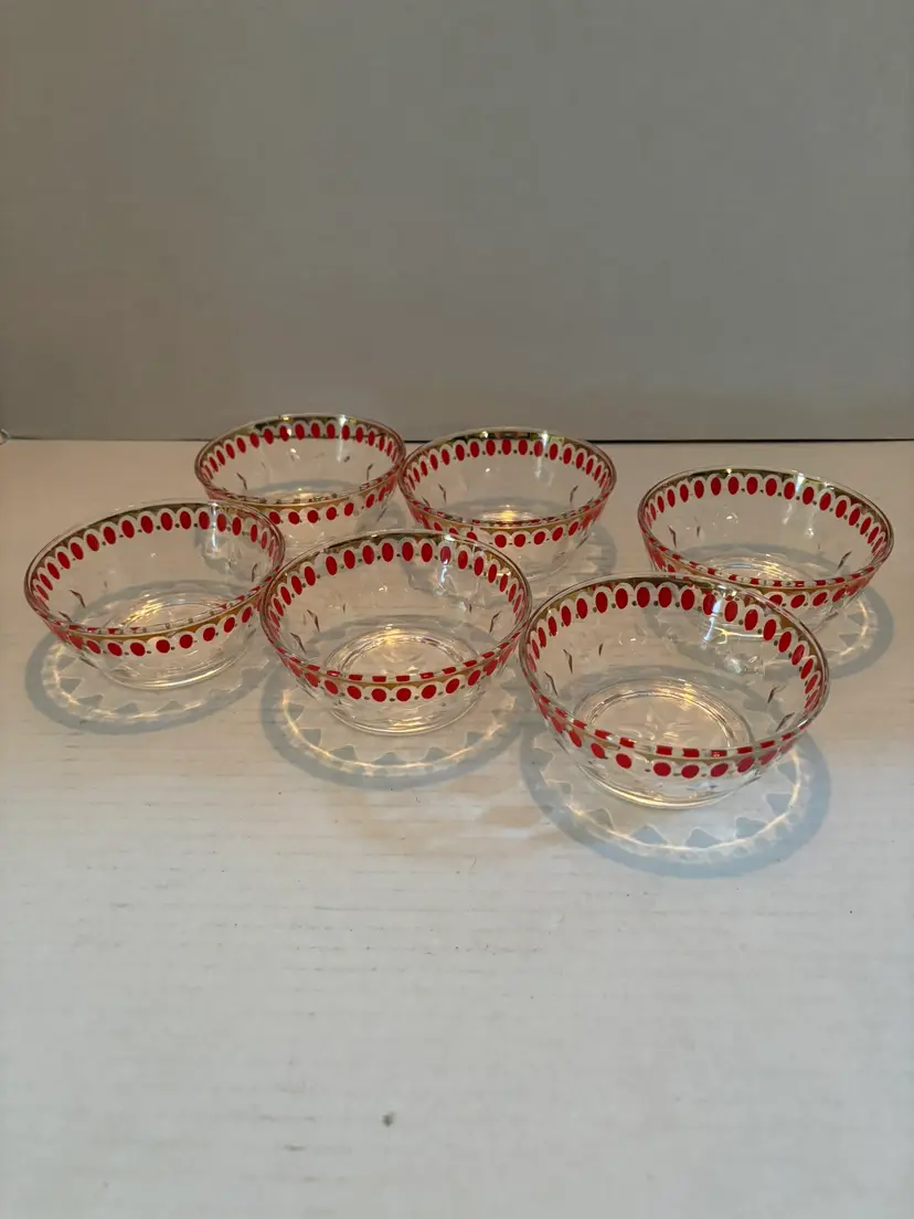 Vintage Italian Glass Dessert/Fruit Bowls Red Dots with Gold Trim 4.5in. Across
