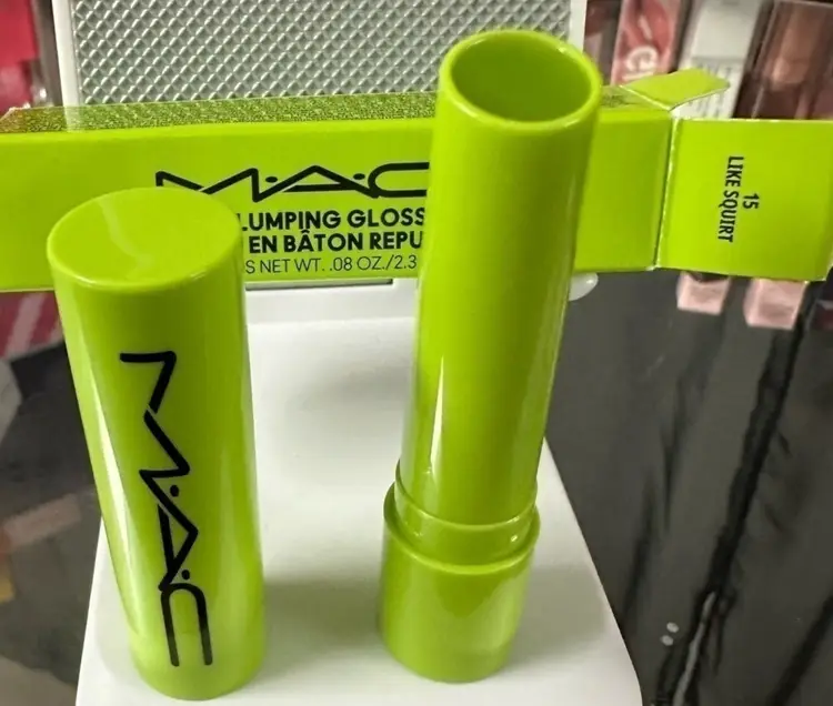 Mac Squirt Plumping Gloss Stick 