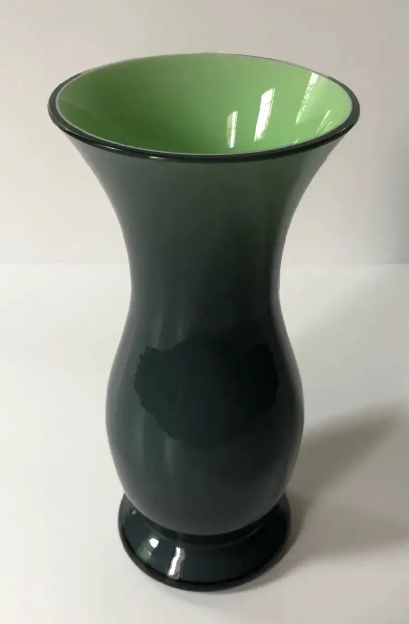 1998 Salviati Murano Cased Art Glass Dark Gray & Green Marked Vase 8”