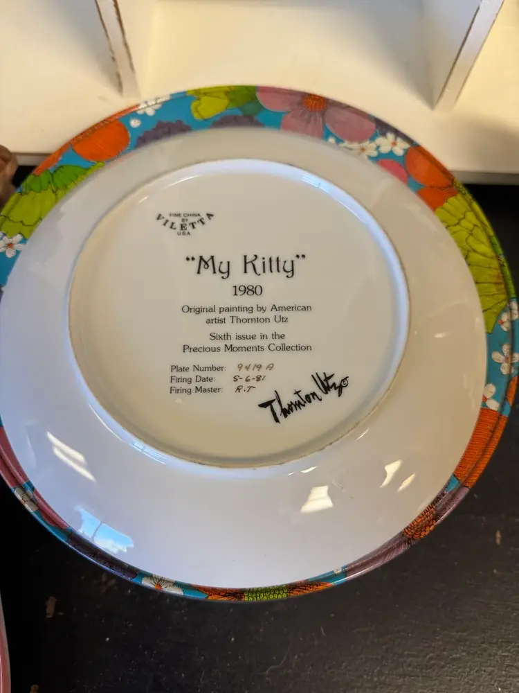 My Kitty 1980 Decorative Plate