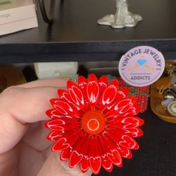 #05 - 01 - Enamel Flowers Each $3 Starting Bid