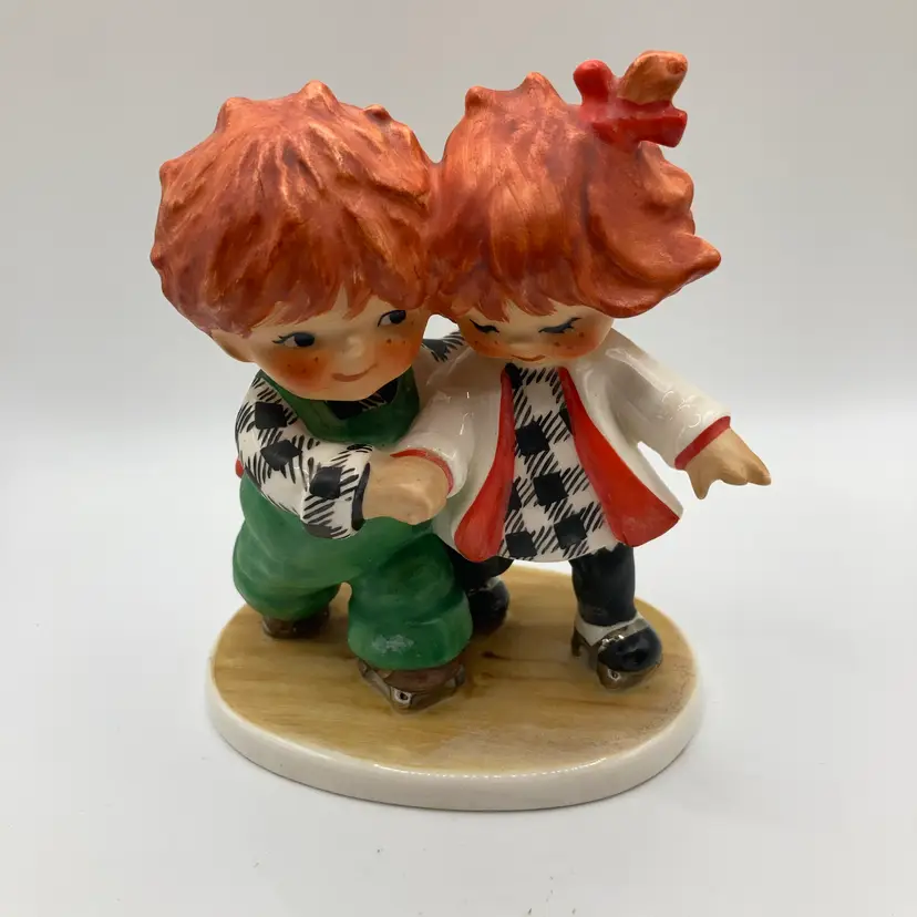"Dating N Skating”  By W. Goebel, 1967, West Germany! 4 3/4” Tall!
