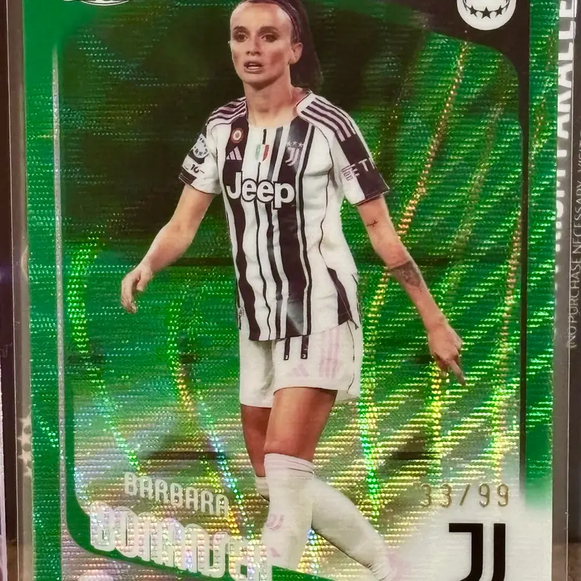 Barbara Bonansea 2025/26 Topps Chrome UWCL Green Wave Refractor /99 Juventus Italy