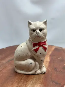 Vintage Antique Cast Iron Cat Kitten Bank Glass Eyes Paperweight