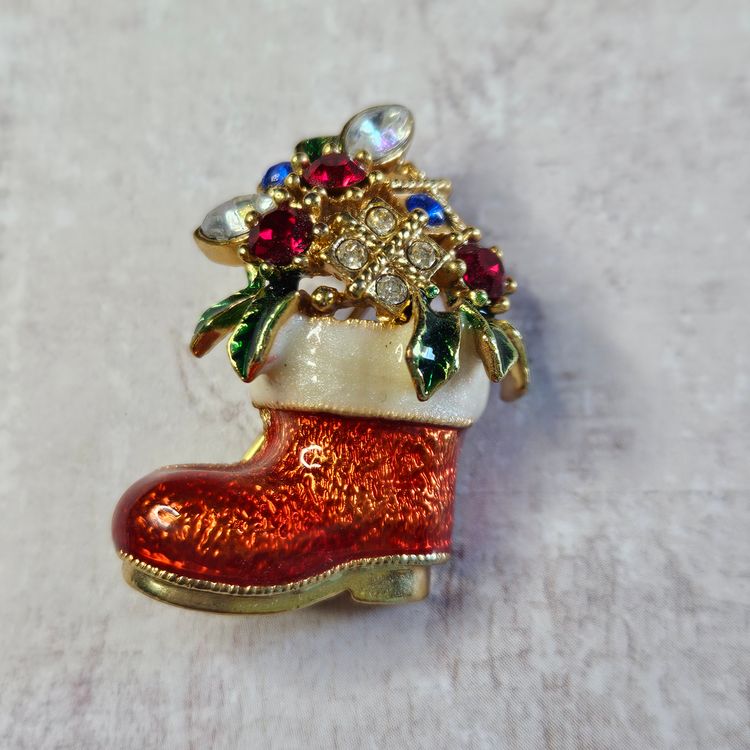 Santa Boot with Rhinestone Packages