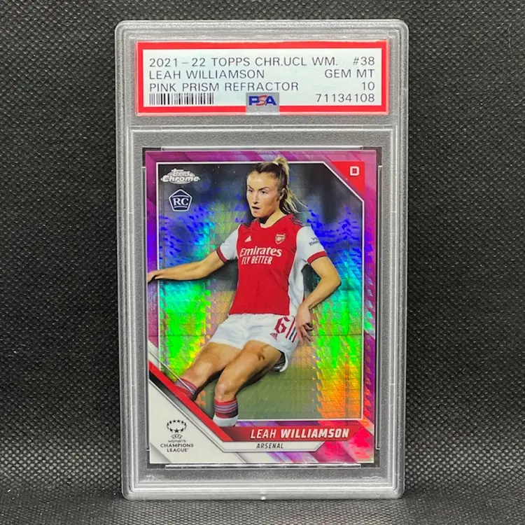 Leah Williamson 2021/22 Topps Chrome UEFA Women Pink /150 PSA 10 Arsenal Soccer Card