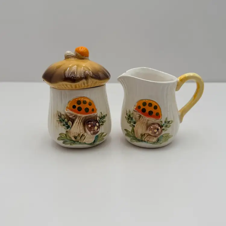 Sears Merry Mushroom 1978 Vintage Creamer And Sugar Set
