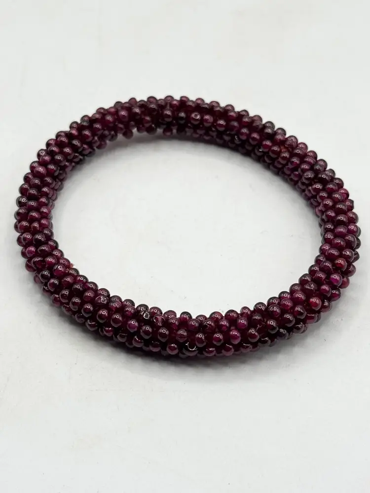 Vintage estate garnet beaded bangle bracelet
