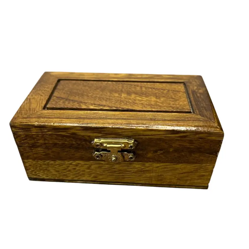 Small Wooden Box @4 1/2x 3 1/2x 2 1/2