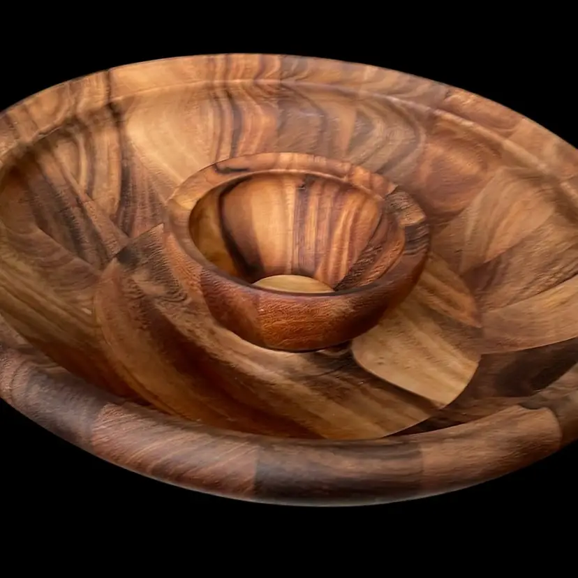 Mixed Wood Large Bowl With Smaller One