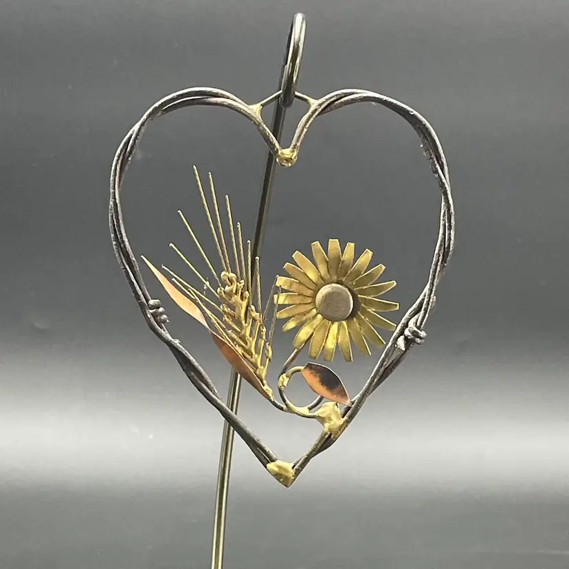 Torch Cut Metal Art Flower Wheat Heart Shaped Barbed Wire Wall Hanging Handmade