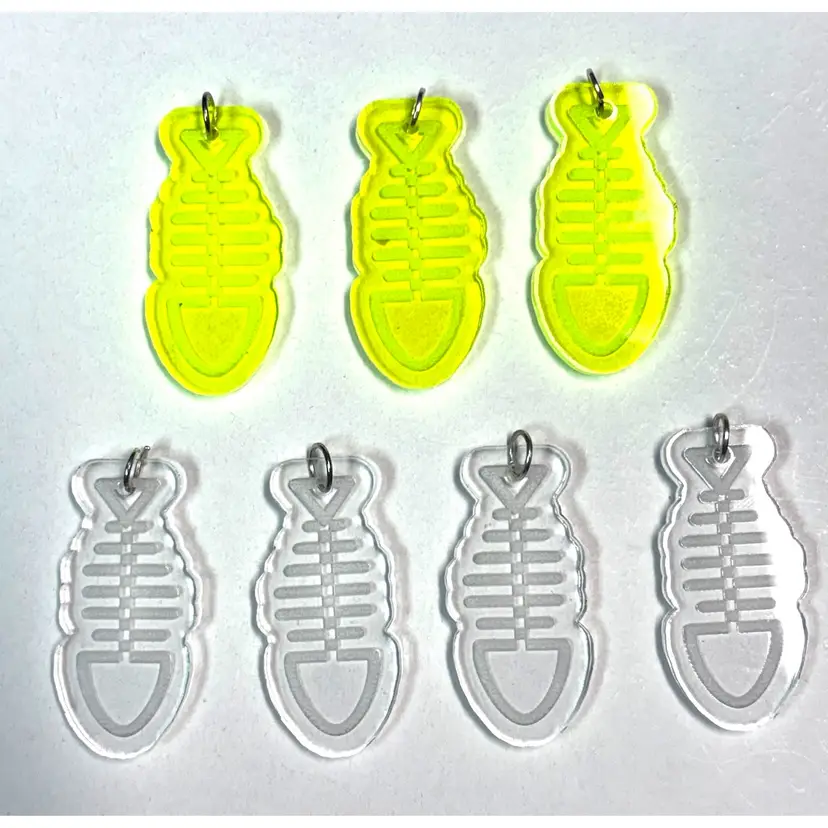 7 Acrylic Fish Bone Pendants