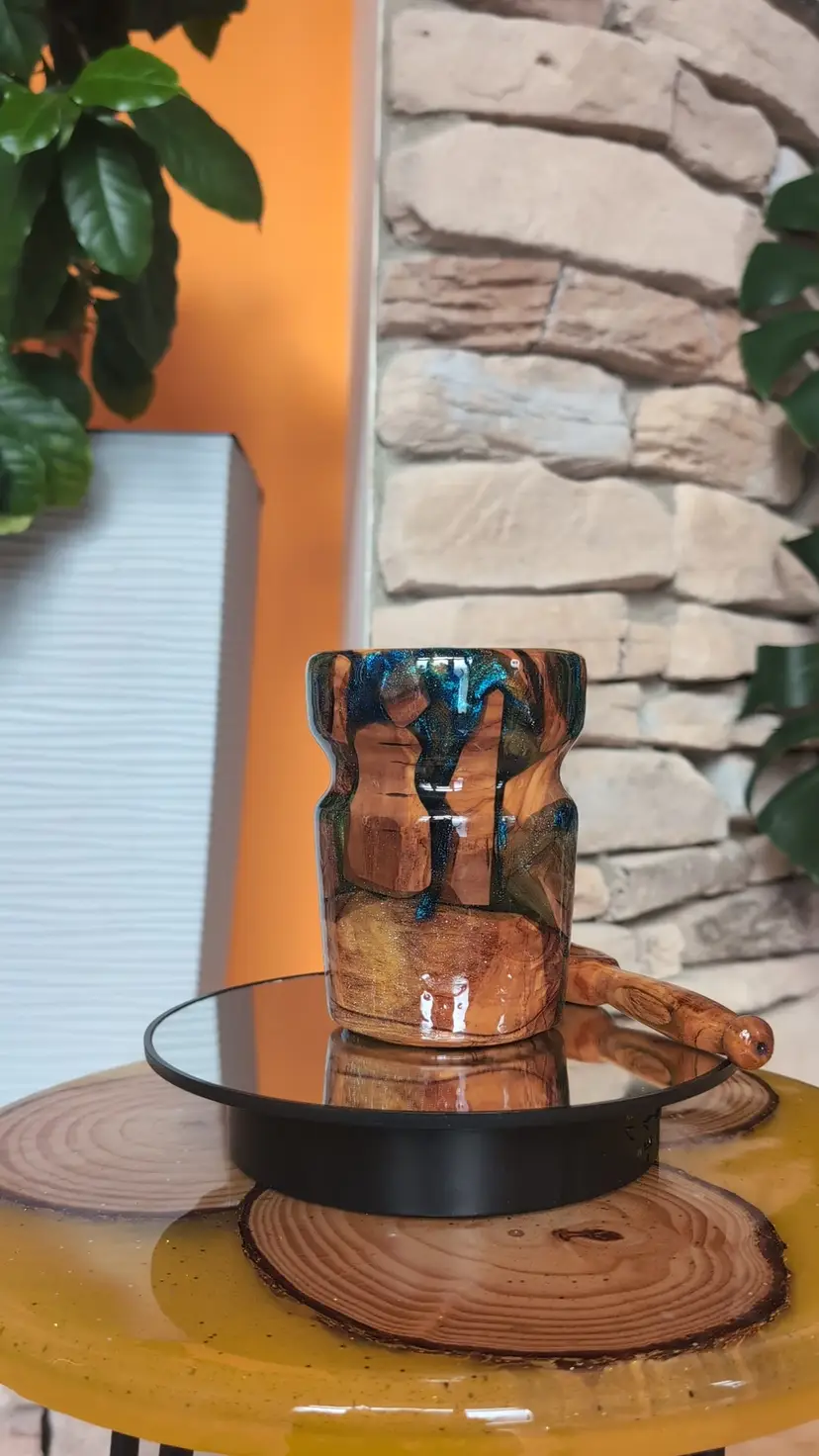 Container with the spoon