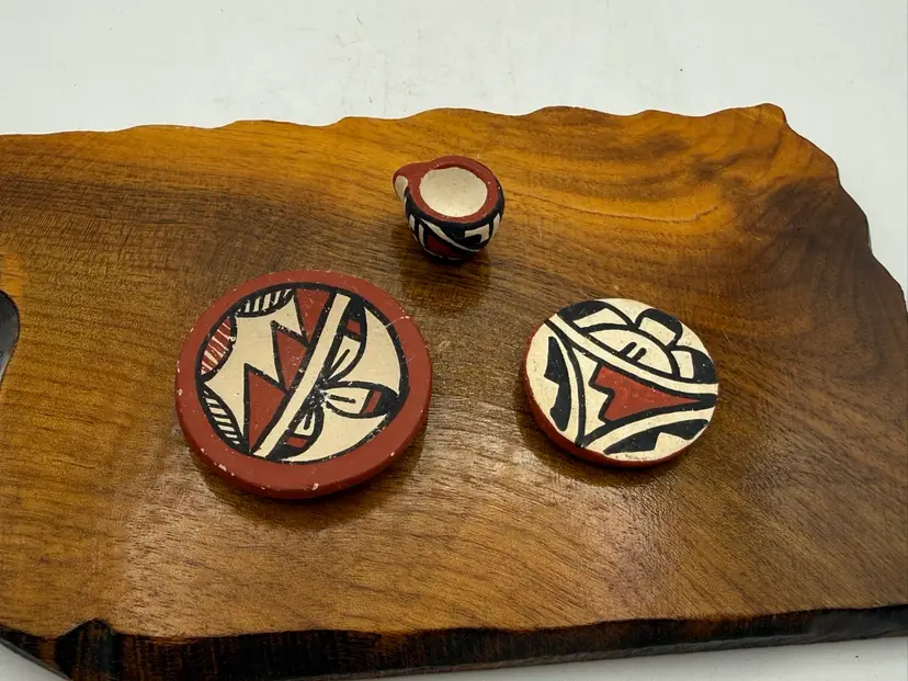 Native American Pueblo Or Acoma Mini Pottery Dishes 2”