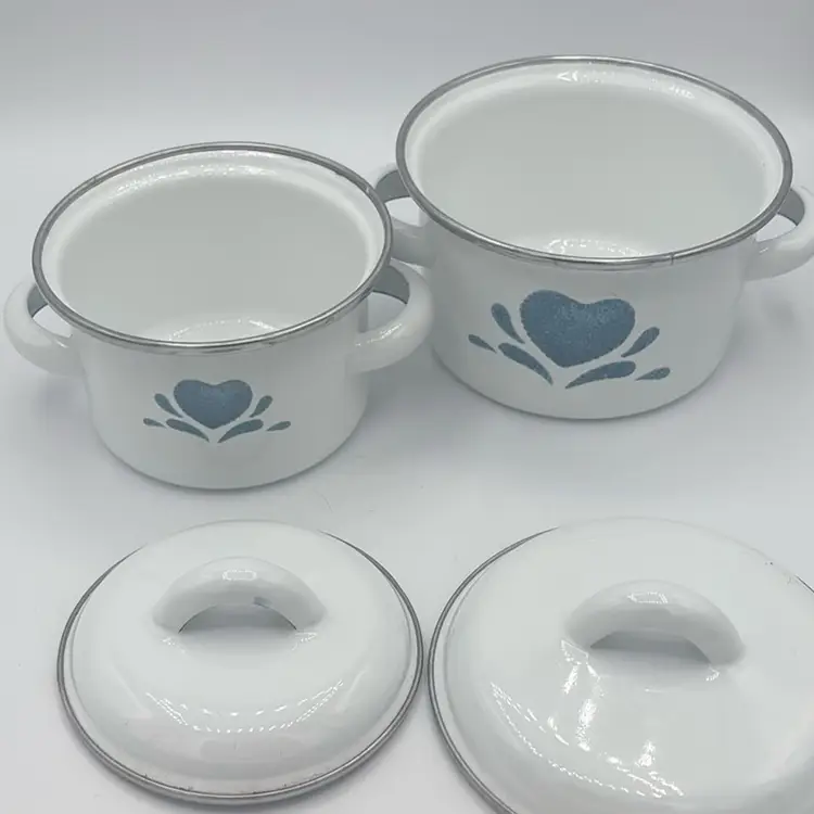 Two Small Enamel Metal Pots W/vintage Sponge Heart Design