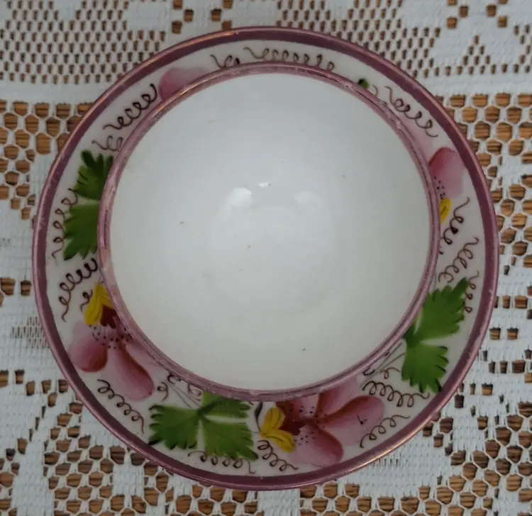 19th Century English Pink Lusterware Handleless Teacup & Saucer