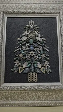 Jeweled Christmas Tree Art – Emerald Green with Gold and Crystal Accents