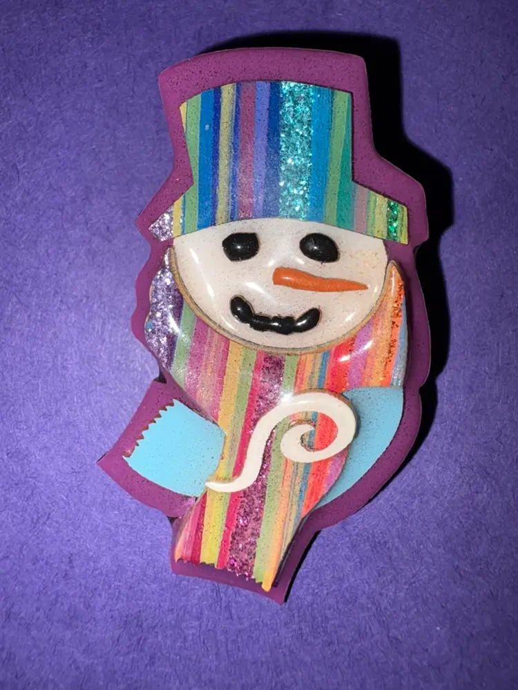 #01 Lucinda Vintage SNOWMAN Pin / Brooch ~ ADORABLE Snowman with a Purple Background With MULTICOLORED Hat and Scarf ~ Ready to Have Some FUN in the SNOW! ☃️
