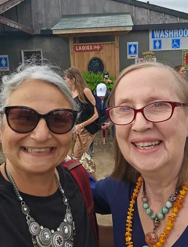 Plain And Fancy Finds! HiddenHouseStore And Frageelay Cohost