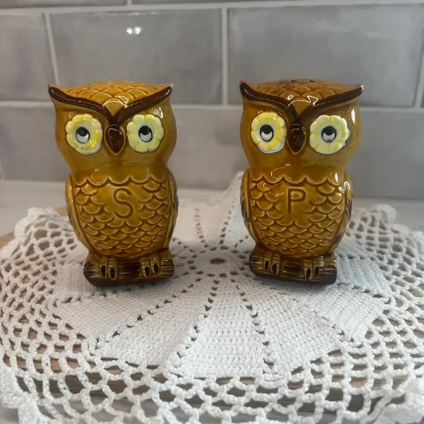 Vintage Lego Japan Owl Ceramic Salt and Pepper Shakers, Woodland Animals MCM Mid Century