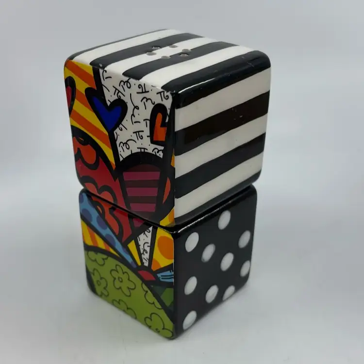 Romero Britto New Day Design Stacking Shaker Set 4”