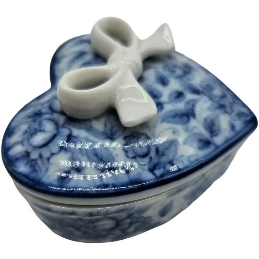 Vintage Blue Floral Heart Trinket Box