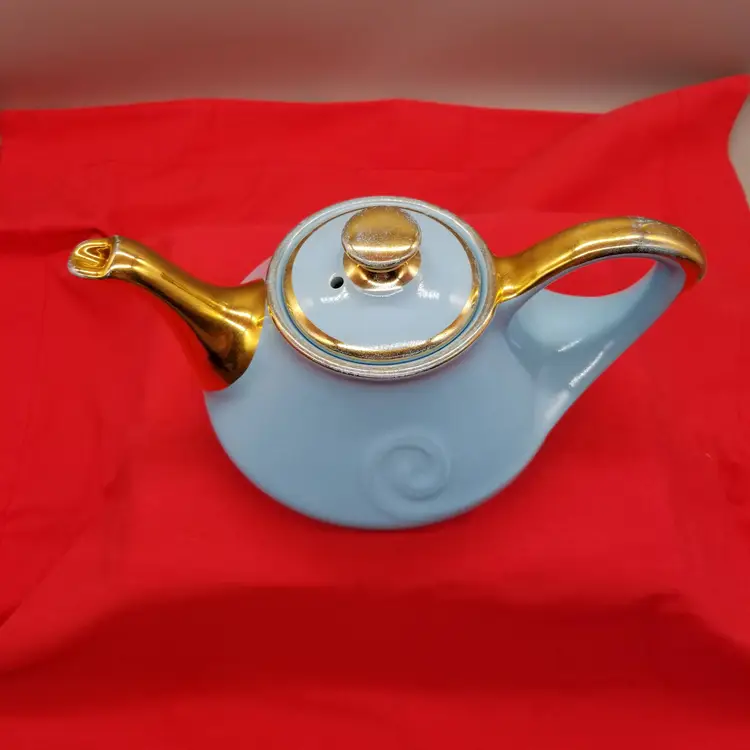 Vintage Pearl China 22 KT Gold Decorated Teapot